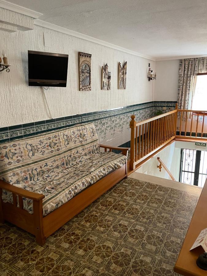Hostal Rosaleda Alcalá de Chivert Extérieur photo